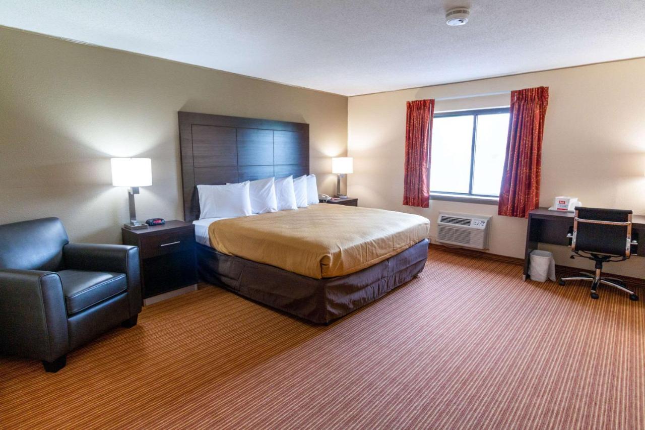 Surestay By Best Western Massena Bagian luar foto