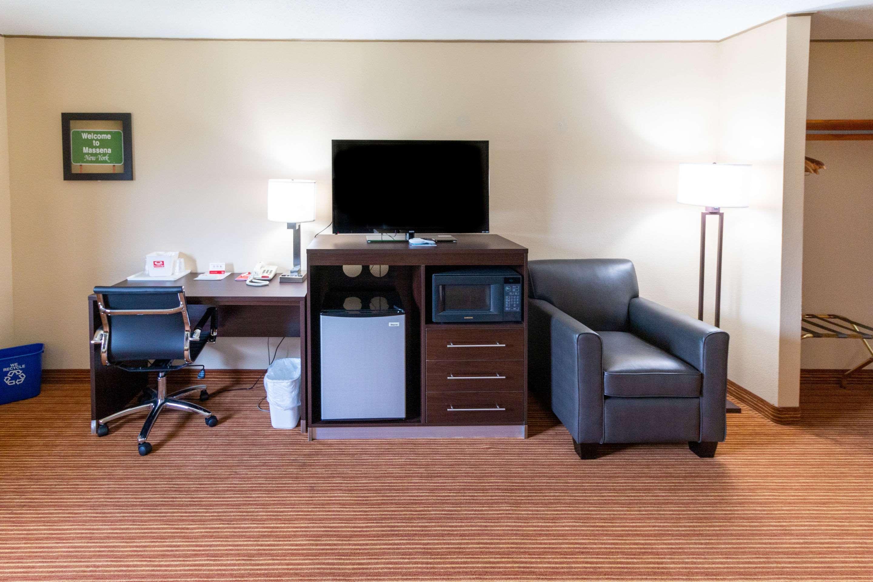 Surestay By Best Western Massena Bagian luar foto