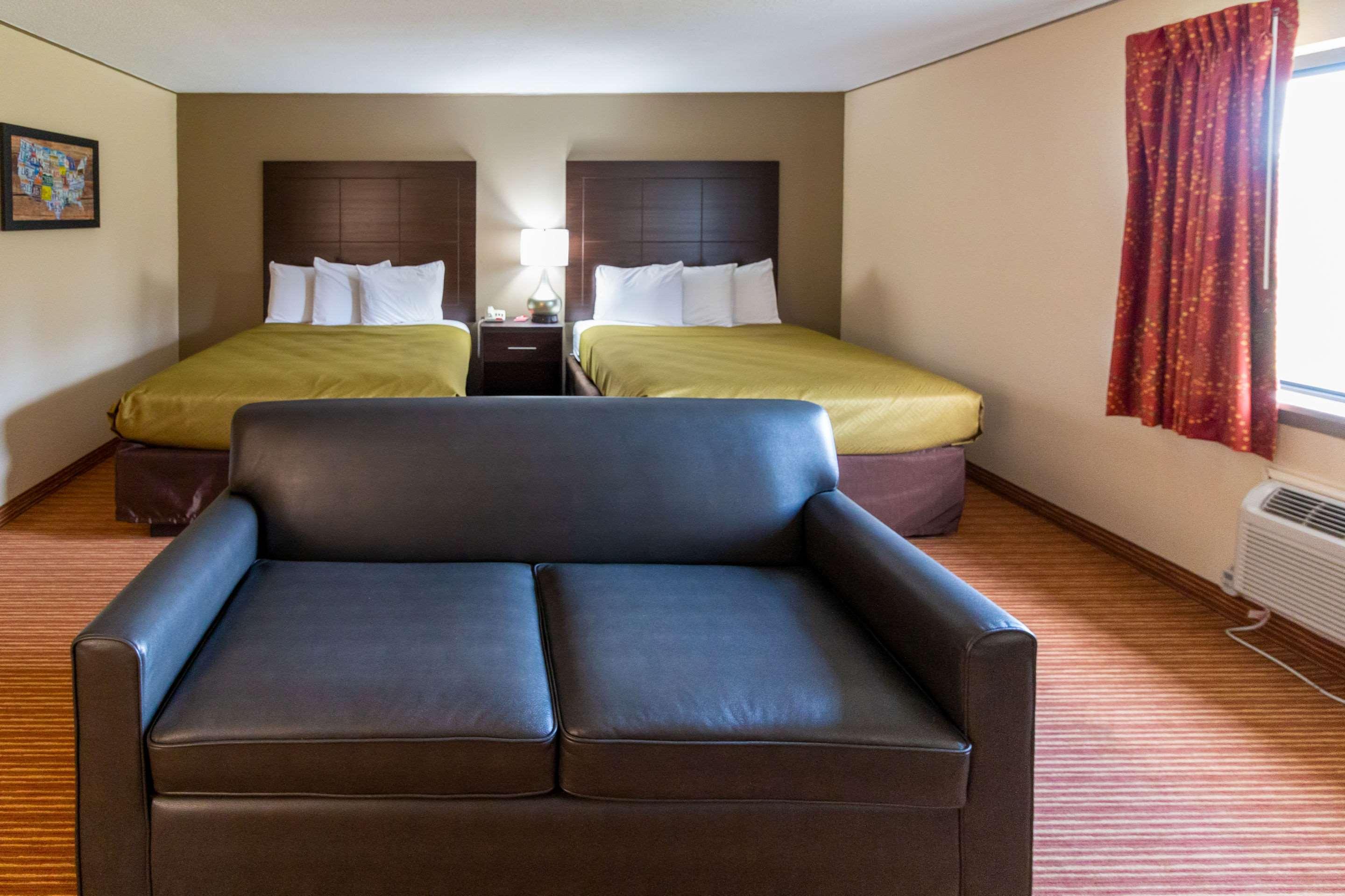Surestay By Best Western Massena Bagian luar foto