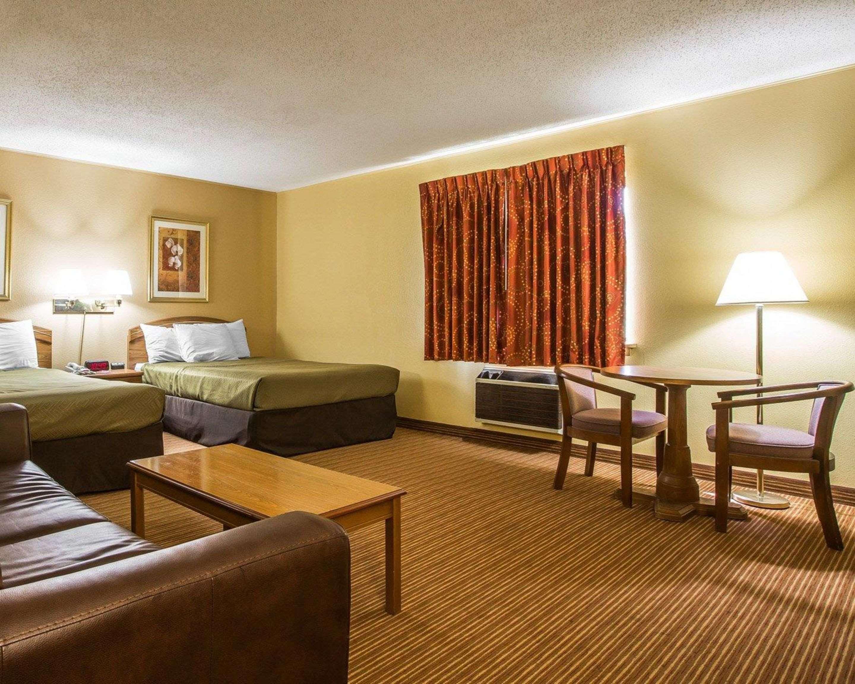 Surestay By Best Western Massena Bagian luar foto