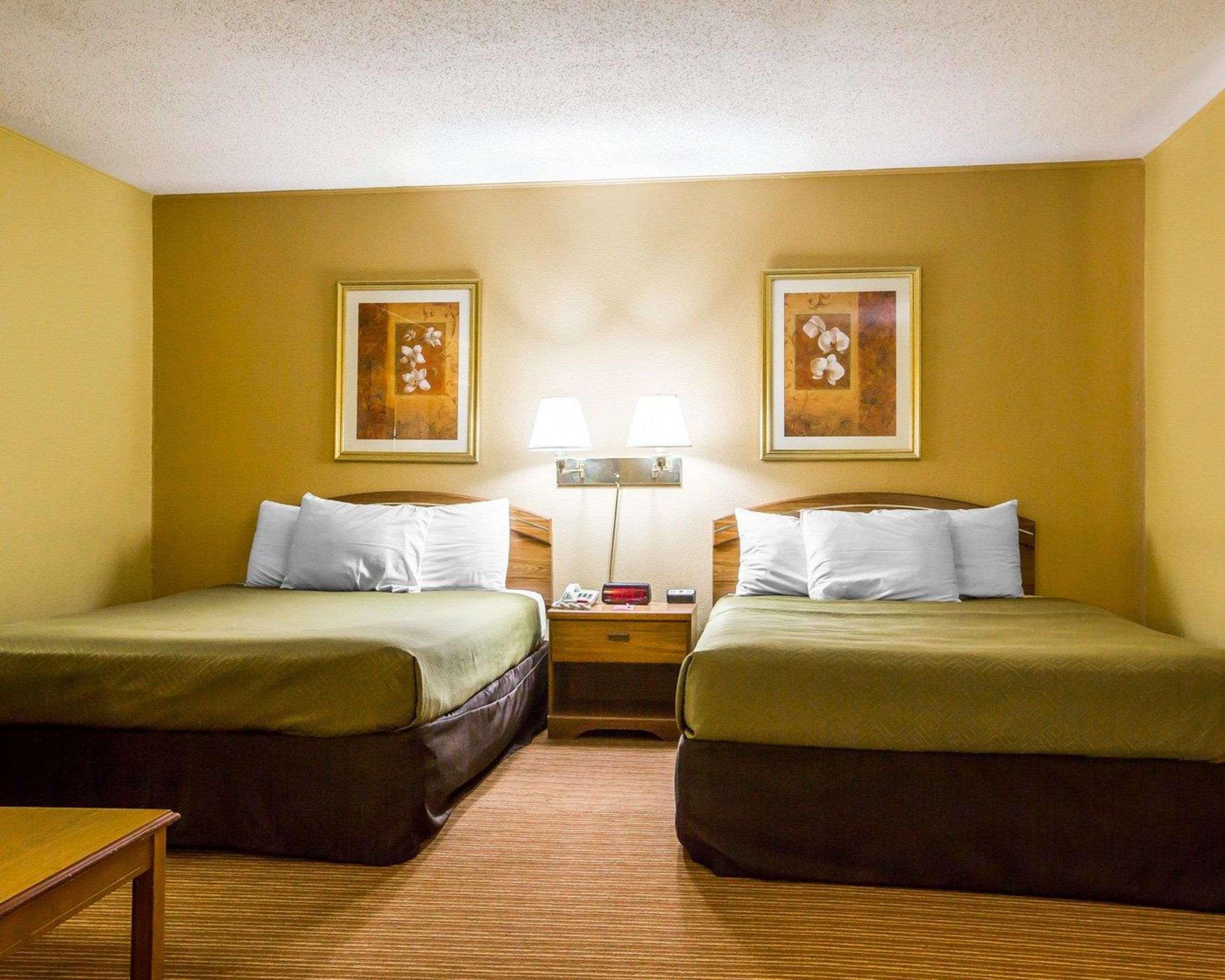 Surestay By Best Western Massena Bagian luar foto