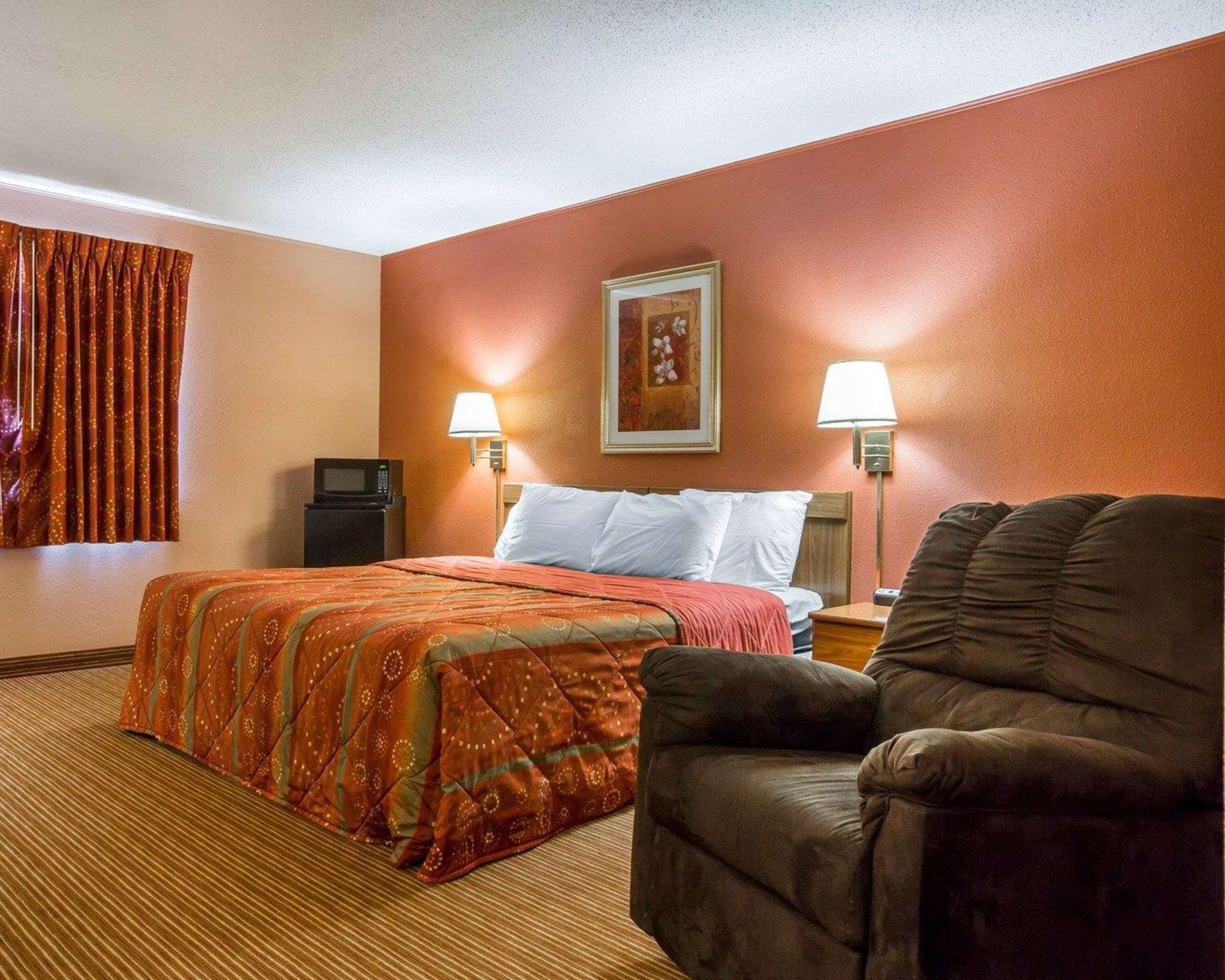 Surestay By Best Western Massena Bagian luar foto