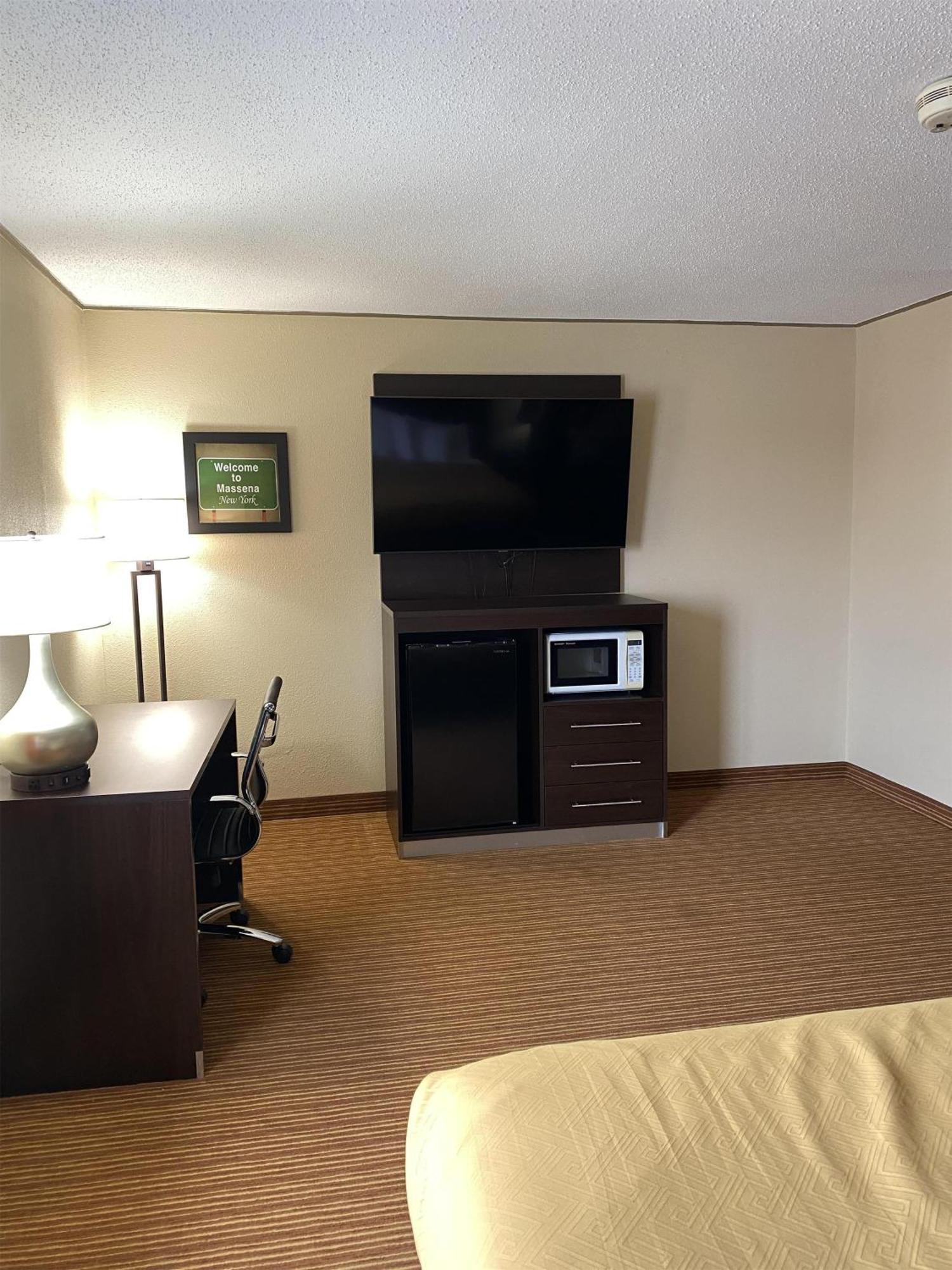 Surestay By Best Western Massena Bagian luar foto