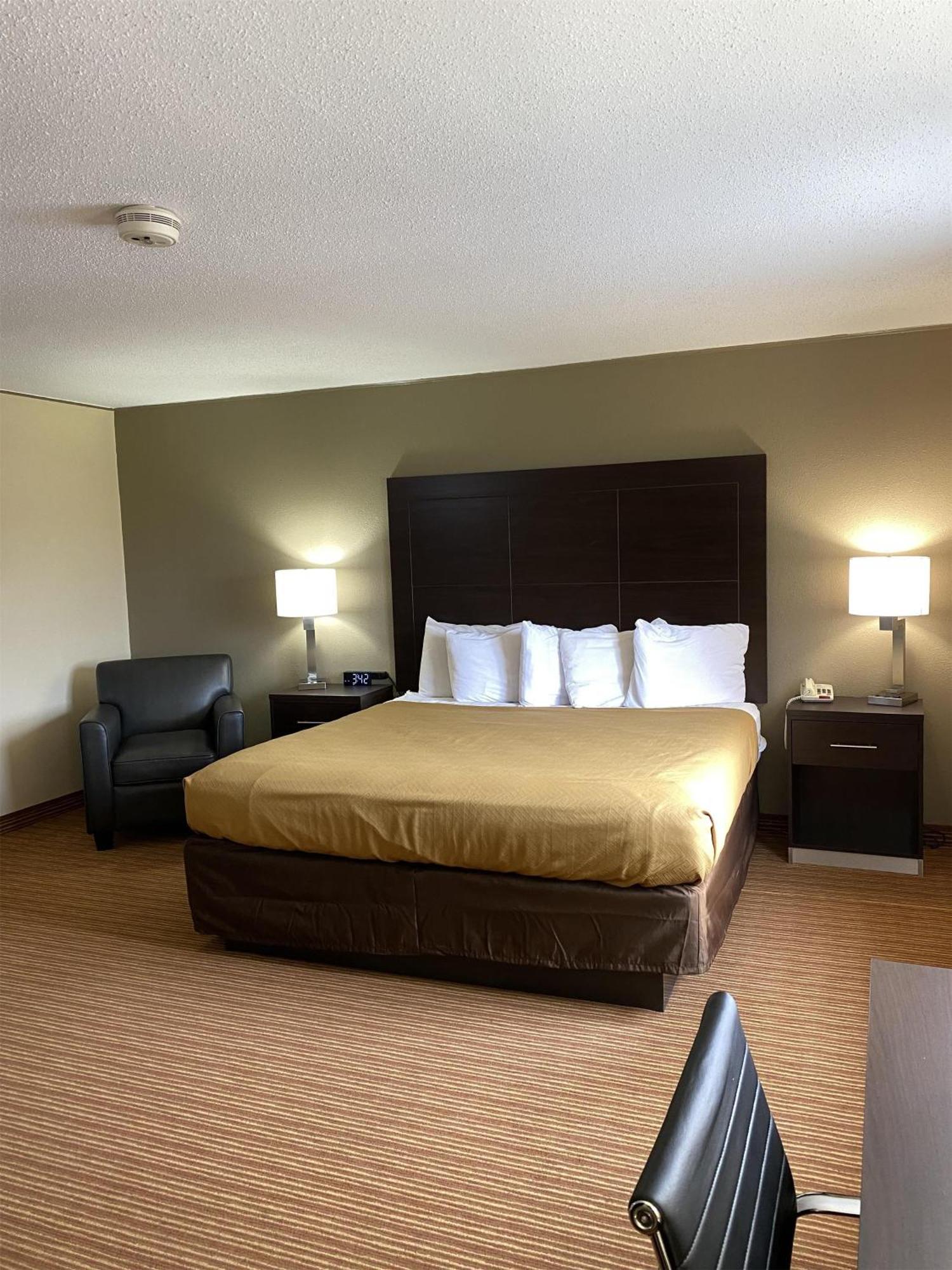Surestay By Best Western Massena Bagian luar foto